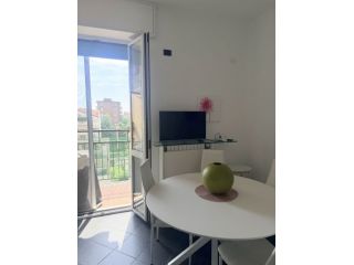 San Siro bilocale aria condizionata nuovo balcone 1050eu