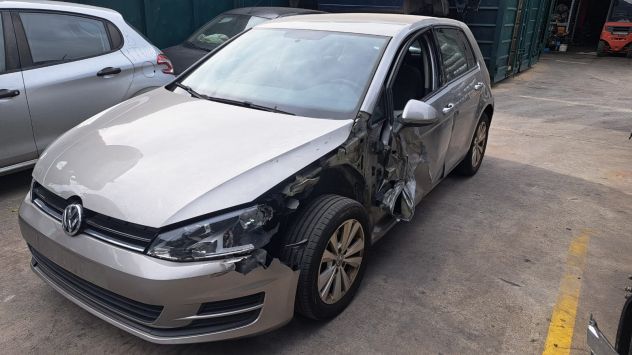 Ricambi vari Volkswagen Golf 7 1.6TDI 105cv del 2014 - Foto 3