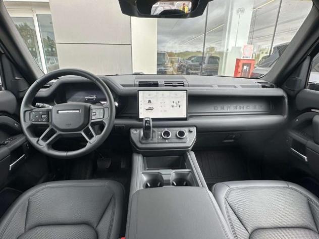 LAND ROVER Defender (2019) LAND ROVER 110 3.0D I6 200 CV AWD Auto X-Dy rif. 23960993 - Foto 4
