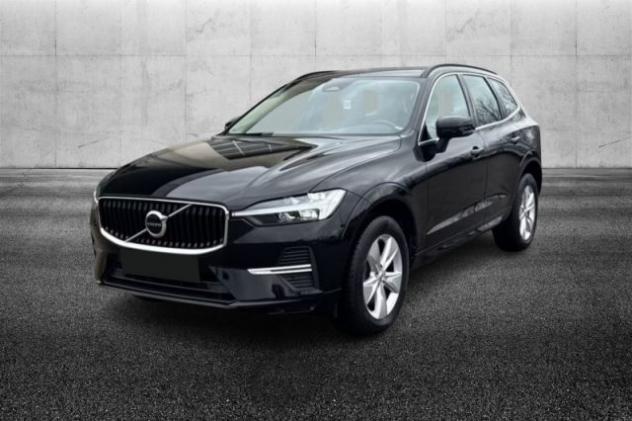 VOLVO XC60 B4 (d) automatico Core rif. 23758945