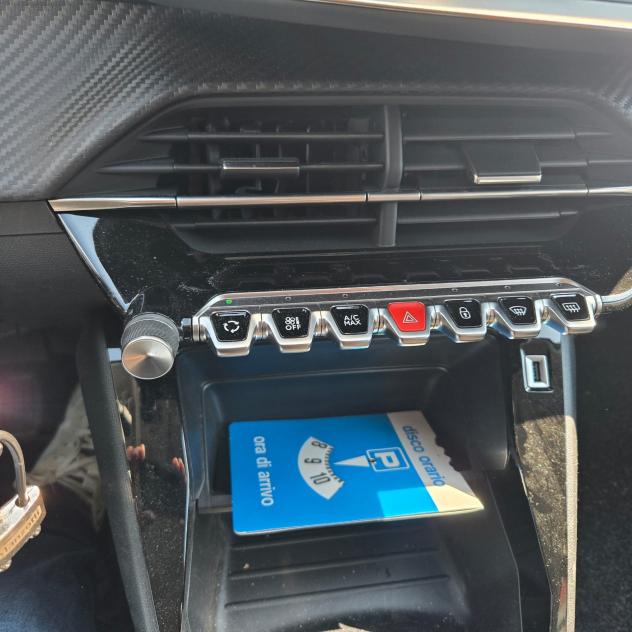 Peugeot 208 PureTech 100 Stop&Start 5 porte Allure - Foto 8