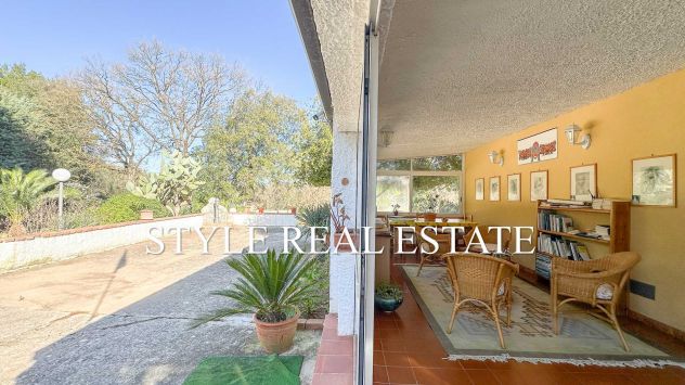 Villa bifamiliare indipendente a Noto con giardino e garage - Foto 9