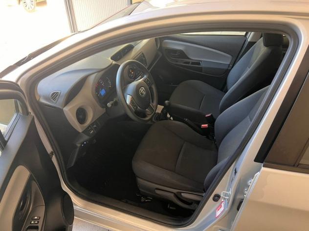 Toyota Yaris III 2017 5p 1.0 Cool my18 - Foto 9