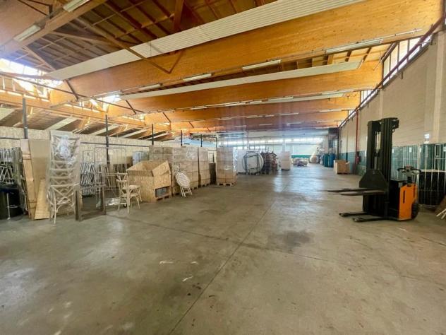 magazzino mq 550 con servizio ed accesso carraio per mezzi - Foto 8