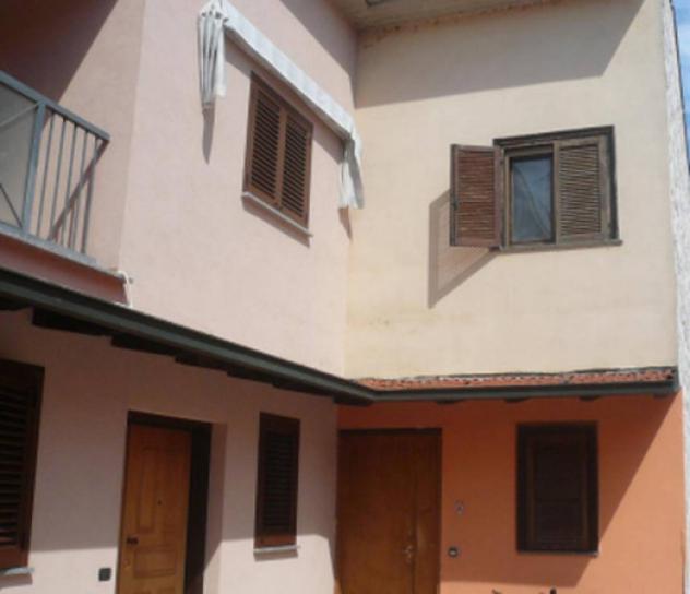 Immobile in asta di 370 m², box auto in vendita a Castiraga Vidardo - Foto 4