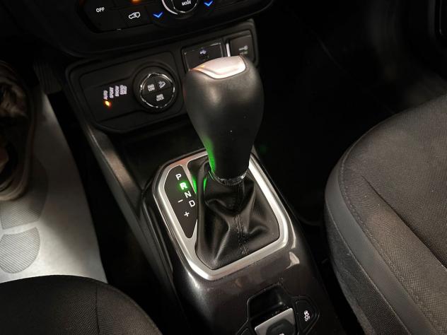 Jeep Renegade 1.3 t4 phev Business Plus 4xe at6 - Foto 10