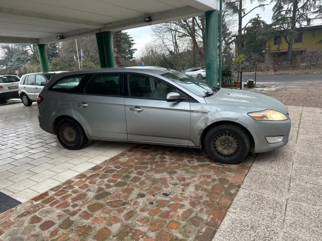 Ford Mondeo SW 2.0 TDCi 130 CV aut. (12 RATE) - Foto 4