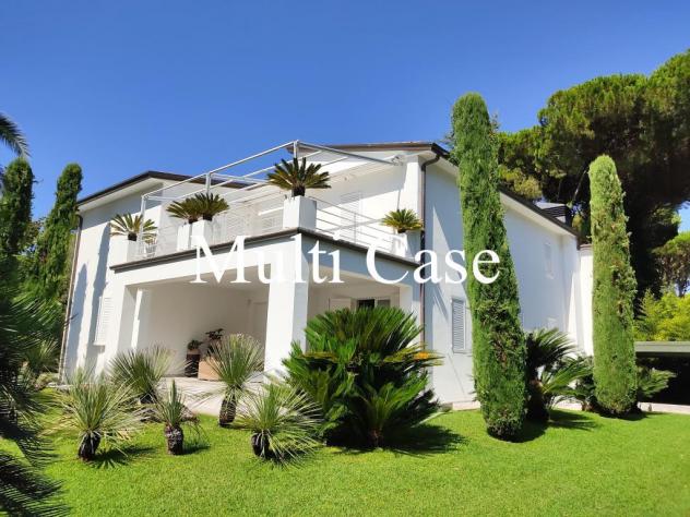Prestigiosa Villa di Charme a Roma Imperiale, Forte dei Marmi - Foto 8