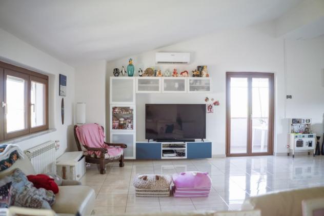 Appartamento in vendita a Luni 170 mq Rif: 1417848