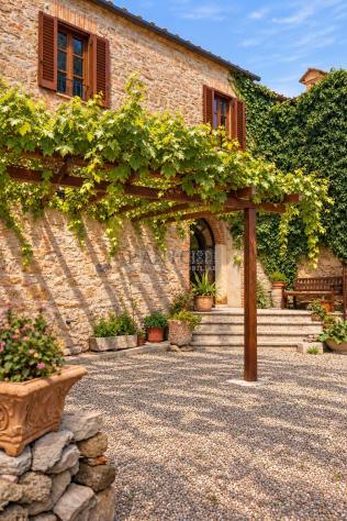 Porzione di casale toscano con terreno esterno - Crete Senesi - Foto 14