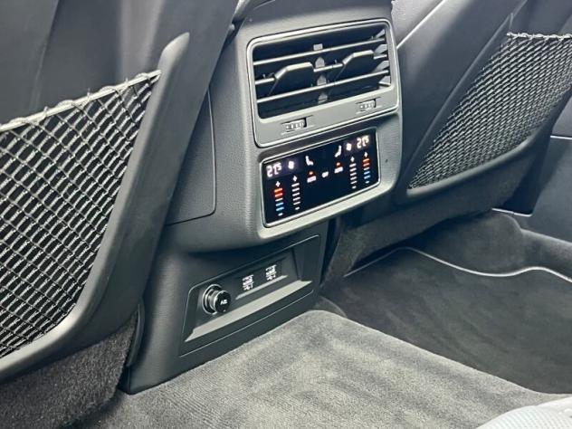 AUDI Q8 Q8 55 TFSI quattro tiptronic Sport - Foto 10