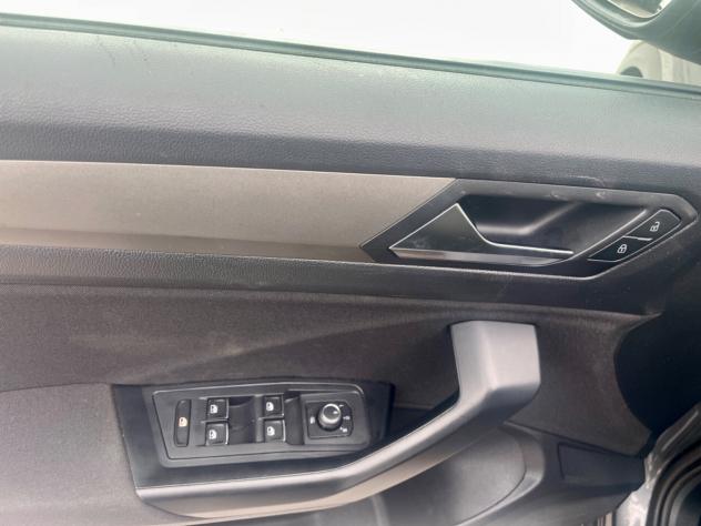 Volkswagen T-Roc 2.0 TDI 150CV DSG Advance 2021 - Foto 9