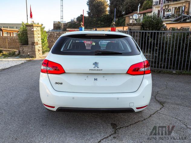 Peugeot 308 BlueHDi 100 S&S SW Business - Foto 5