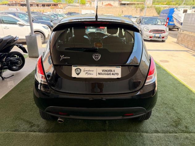 LANCIA - Ypsilon 0.9 t.air Silver ecochic metano 80cv - Foto 5