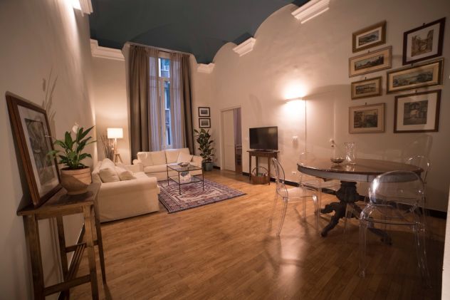 AFFITTO A TRASFERTISTI DAL 2 LUGLIO