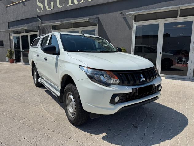 MITSUBISHI L200 2.4 DI-D/154CV 4X4 DOUBLE CAB 2019 - Foto 5