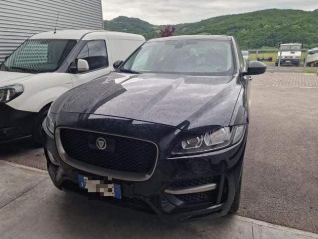 JAGUAR F-Pace 2.0 D 180 CV AWD aut. R-Sport *MOTORE RUMOROSO* rif. 23787225 - Foto 2