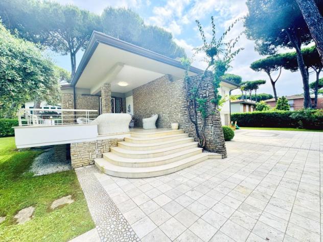 Villa in vendita a Lido di Camaiore - Camaiore 240 mq Rif: 1394975 - Foto 8