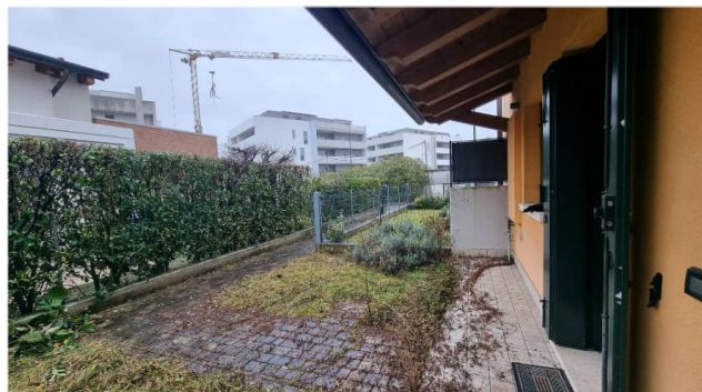 ASTA: A TREVISO, VIA A. DA SANGALLO APPARTAMENTO CON GARAGE E AREA ESTERNA - Foto 18