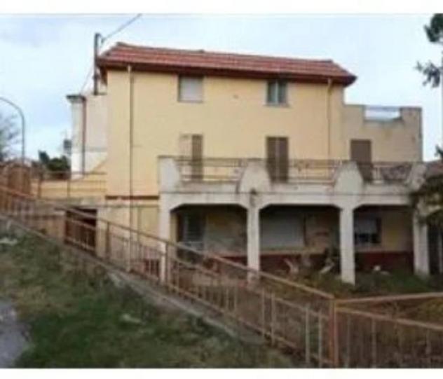 Immobile in asta di 201 m² con più di 5 locali in vendita a Guardiagrele - Foto 2