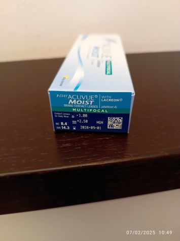 Lenti a contatto giornaliere multifocali Acuvue Moist Multifocal 1 Day