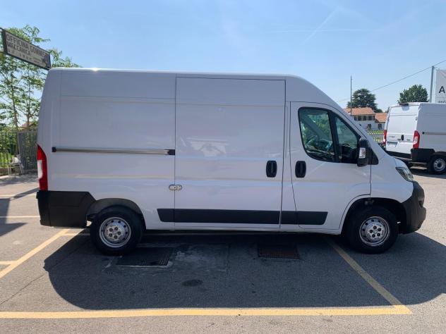 Peugeot Boxer 333 2.2 BlueHDi 140 S&S PC-TN Furgone - Foto 4