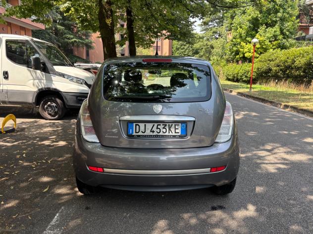 Lancia Ypsilon 1.3 MJT 75 CV Platino - Foto 6