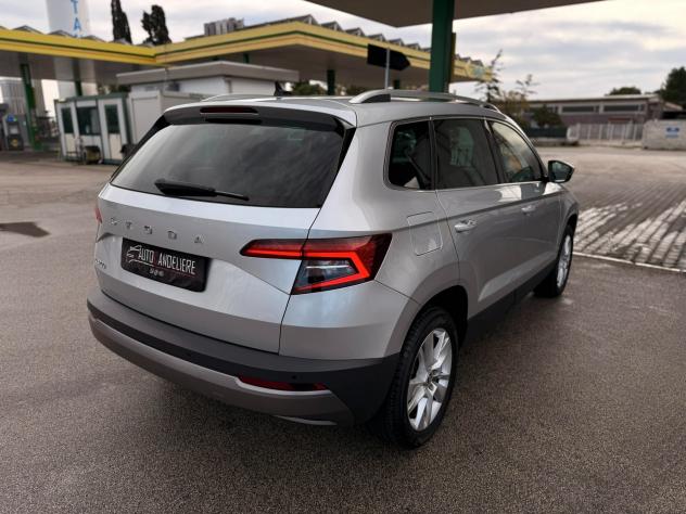 Skoda Karoq 2.0 TDI EVO SCR 115 CV DSG Executive - Foto 7