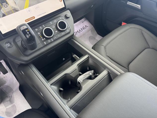 Land Rover Defender D200 AWD Auto 110 X-Dynamic SE - Autocarro N1 - Foto 8