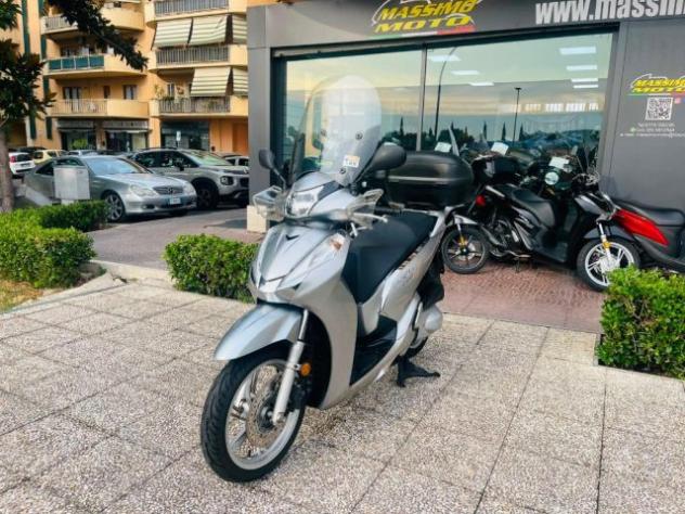 HONDA SH 300 i TUTTO INCLUSO ANCHE PASSAGGIO! MINI RATE rif. 24153112 - Foto 7