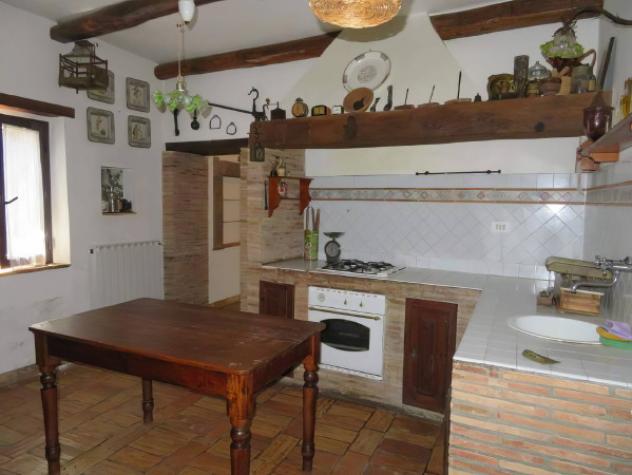 Immobile in asta di 50 m² con più di 5 locali e box auto in vendita a Castiglione in Teverina - Foto 6