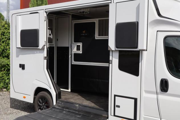 FIAT Ducato Ducato 35 2.2 Mjt 180CV 5 posti AUTOMATICO 30 Q Traino HARAS - Foto 3