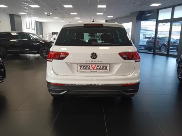 VOLKSWAGEN Tiguan 2.0 TDI 150 CV SCR DSG Life rif. 24208659 - Foto 7