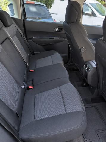 Peugeot 3008 1.6 HDi 110CV cambio robotizzato Premium - Foto 5