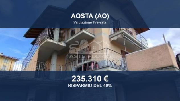 Immobile in asta di 144 m², box auto in vendita a Aosta