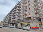 FOGGIA - VENDESI - LOCALE Via V. Civili di MQ. 66 cat. - due ingressi.