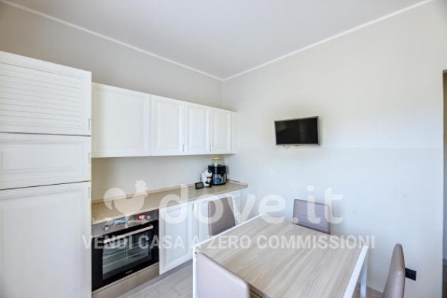 Appartamento di 90 m² con 3 locali e box auto in vendita a Luino - Foto 11