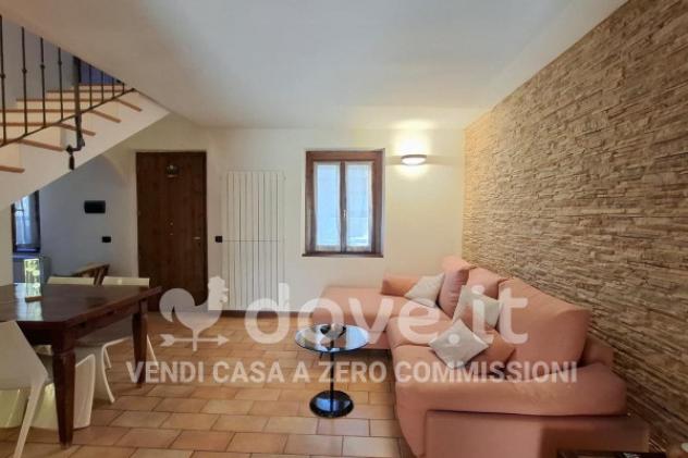 Casa indipendente di 105 m² con 4 locali e posto auto in vendita a Urbino - Foto 4