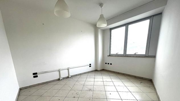 Ufficio in affitto a Cascina 65 mq Rif: 1393953