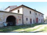 VENDESI CASE RURALI CON TERRENO PRESSI GAMBASSI TERME