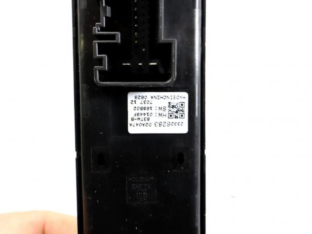 23326283 COMANDO INTERRUTTORE ALZA-VETRO ALZA-CRISTALLO PORTA ANTERIORE DESTRA OPEL INSIGNIA B SW 1.5 B 103KW 6M 5P (2018) RICAMBIO USATO - Foto 2