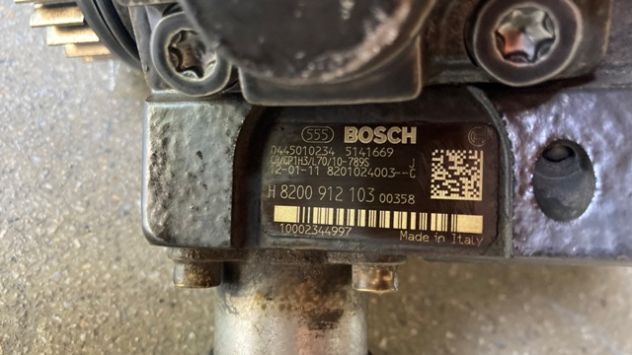 Pompa iniezione Bosch Renault Trafic 2.0DCI del 2013 (0445010234) - Foto 4