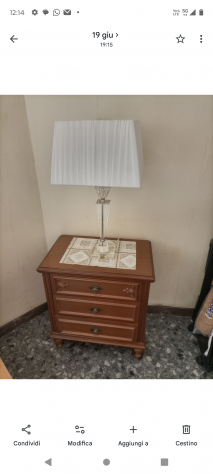 Mobiletto in legno