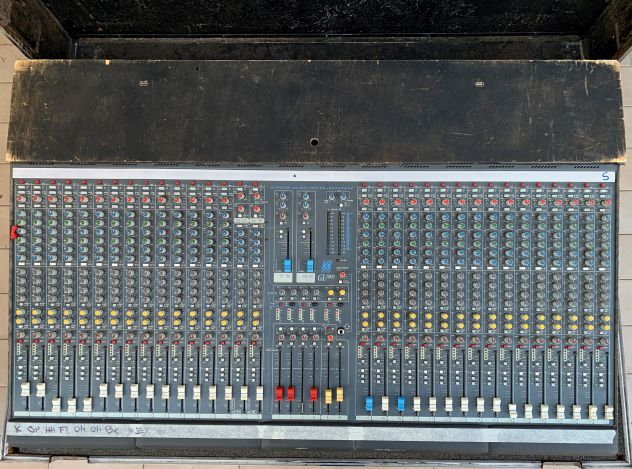 MIXER PROFESSIONALE ALLEN & HEATH GL2000 32 CH