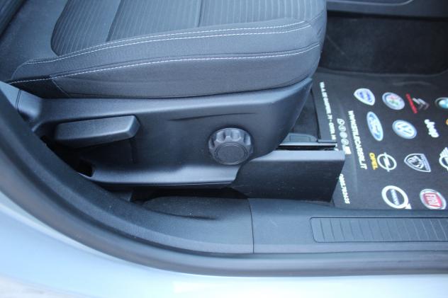 Ford Kuga 1.5 EcoBlue 120 CV aut. 2WD Titanium Business - Foto 10