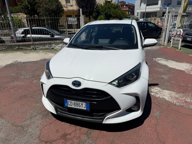 Toyota Yaris 1.5 Hybrid 5 porte Active - Foto 2