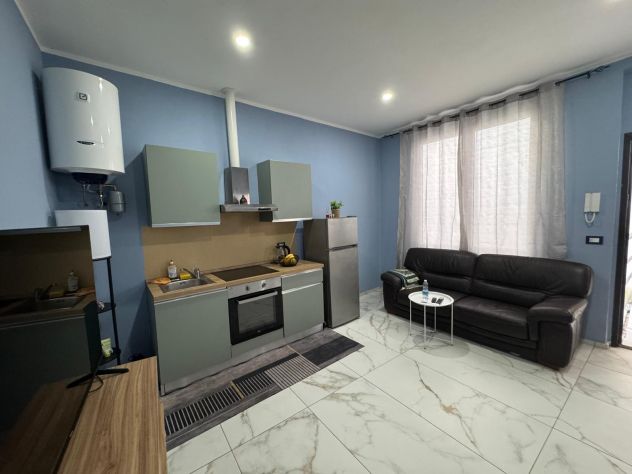 Bilocale in centro ristrutturato al piano 1° Uso Investimento - Foto 2