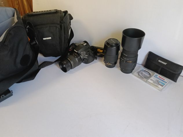 Nikon D5100 con tre obiettivi, filtri e borse. - Foto 9