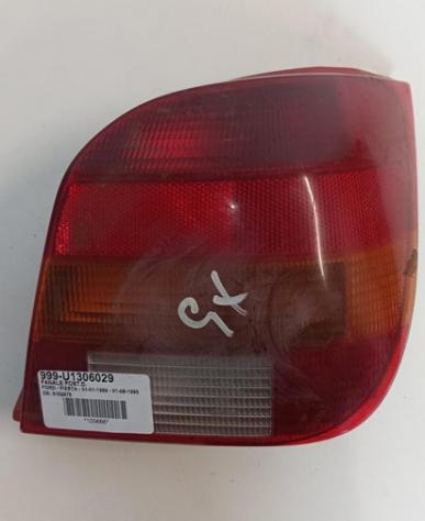 FANALE POST.D. 999-U1306029 Parti elettriche  Fanaleria  Fanali  Fanale post. dx. FORD - FIESTA - 01-01-1989 - 01-08-1995