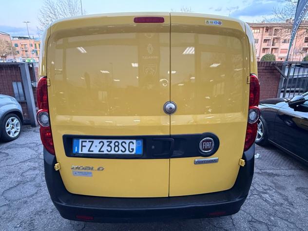 Fiat Doblo Dobl1.3 MJT PC-TN Cargo Lamierato SX - Foto 4